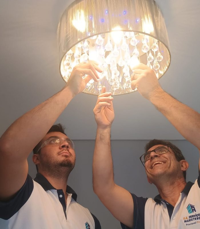Instalação de luminária